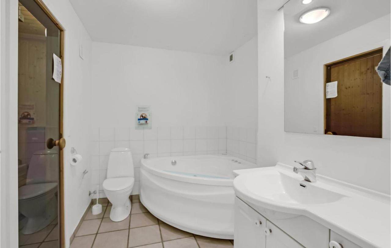 3 Bedroom Beautiful Home In 奥本罗 外观 照片